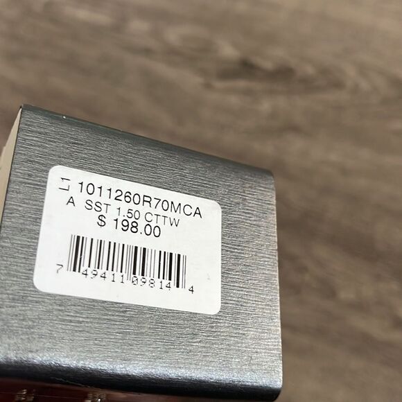 Crislu Embellished Stackable Rings NEW - Picture 4 of 4